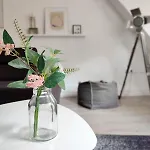 Grosse 78 Qm Altstadt 'fachwerk & Flair' Familien- Geschaeftsreisende, Monteurswohnung, Innenstadtlage, Ruhig, Modern, 900 M Bahnhof, 24 Std Check-in, Wlan, Kueche, 5 Personen, Kostenpf Oeffentl Parkplatz Nebenan *