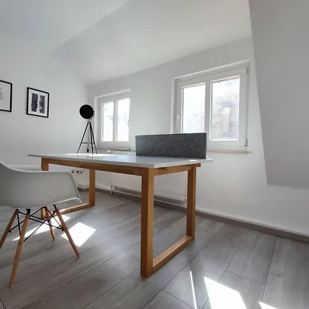 'bright 1' Innenstadtlage, Ruhige, Schoene, Helle 3zkb Wlan Apartment Herford