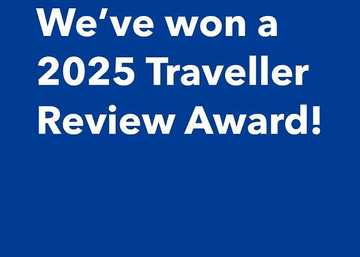 Flair 'fachwerk & Flair' - Altstadt-apartment 78 Qm Fuer Urlaub Oder Geschaeftsreise, Innenstadtlage, Ruhig, Modern, 900 M Bahnhof, 24 Std Check-in, Wlan, Streaming, Kueche, Regendusche, 2 X Doppelbett, Direkt Am Neuen Markt In Der Altstad Apartamento Herford