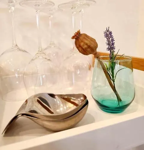 Apartamento Flair 'fachwerk & Flair' - Altstadt-apartment 78 Qm Fuer Urlaub Oder Geschaeftsreise, Innenstadtlage, Ruhig, Modern, 900 M Bahnhof, 24 Std Check-in, Wlan, Streaming, Kueche, Regendusche, 2 X Doppelbett, Direkt Am Neuen Markt In Der Altstad *